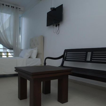 Dazzle Bay By Twenty Two Hotel Weligama Eksteriør billede